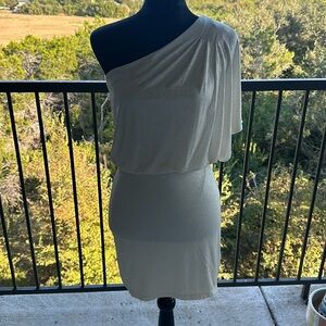 Glittering off white pearl one shoulder short dress